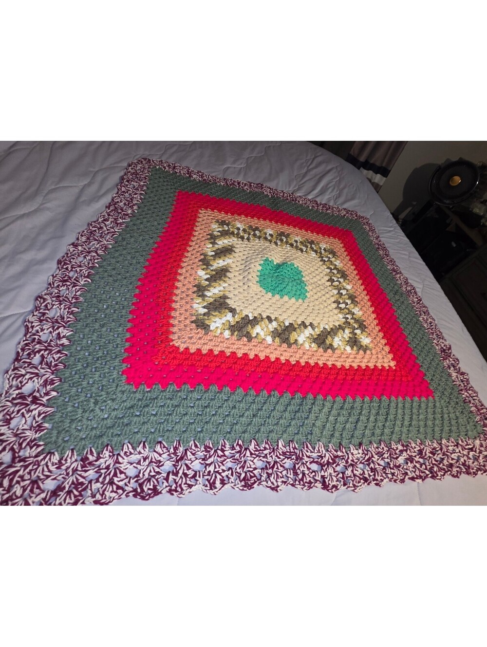 VTG Handmade Crochet Afghan Blanket Throw  Knitted - 40 x 40 inches - baby